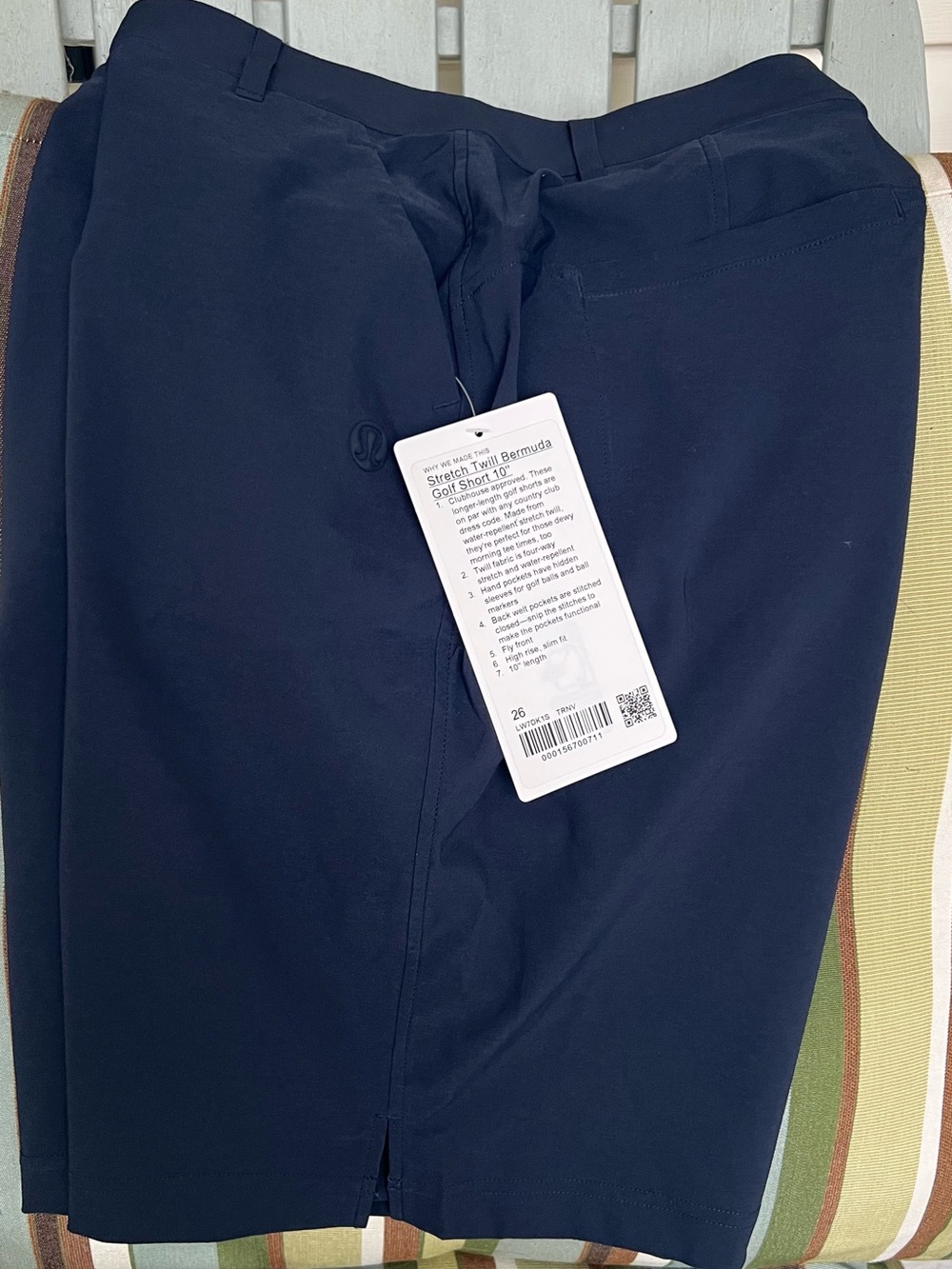 lululemon athletica women’s Navy Stretch Twill Golf Shorts